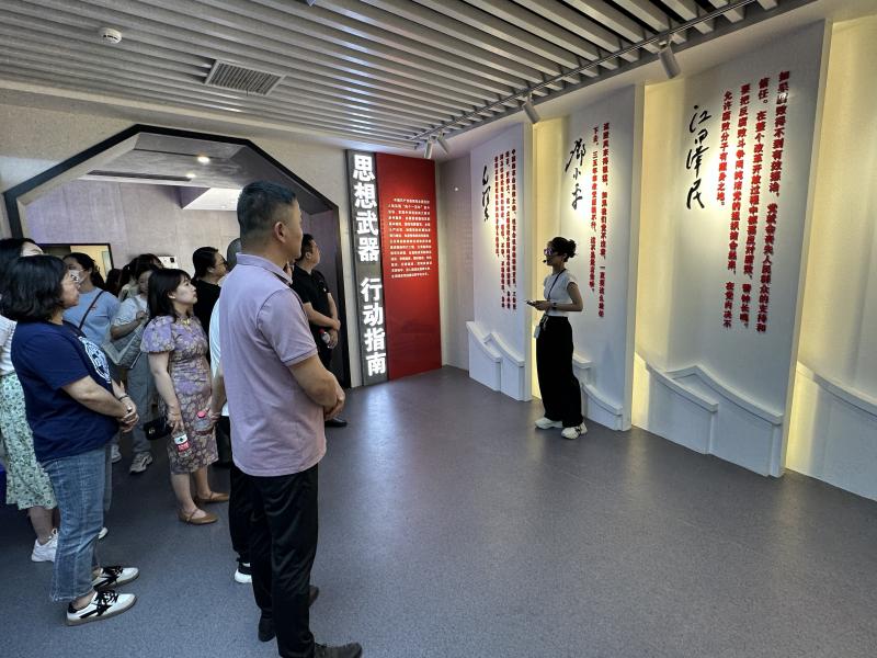 d72dd579-69f8-4b5d-83c1-2d7476a5d54d.jpg d72dd579-69f8-4b5d-83c1-2d7476a5d54d.jpg