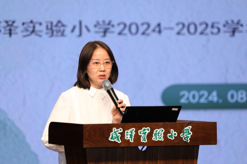 AY9A8198.JPG AY9A8198.JPG