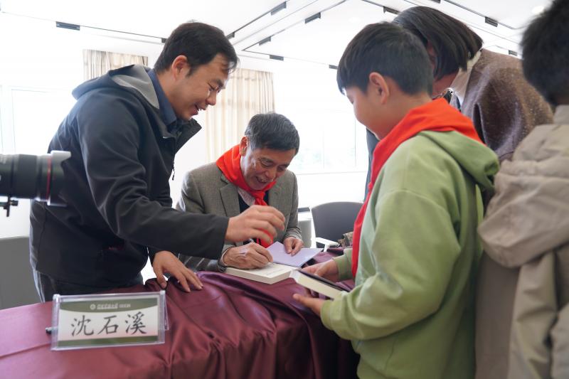 DSC01862(1).jpg DSC01862(1).jpg