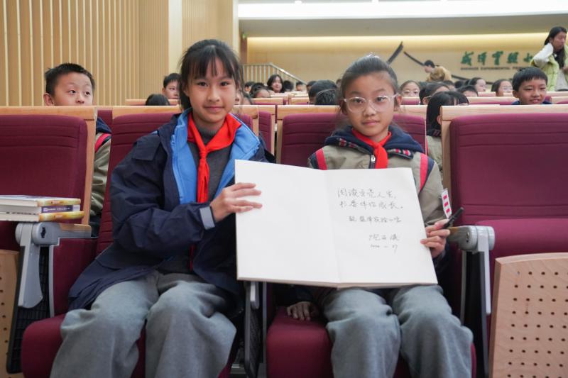 DSC01663(1).jpg DSC01663(1).jpg