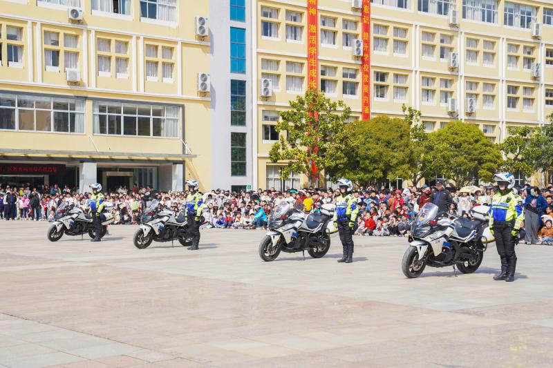 DSC04871(1).jpg DSC04871(1).jpg