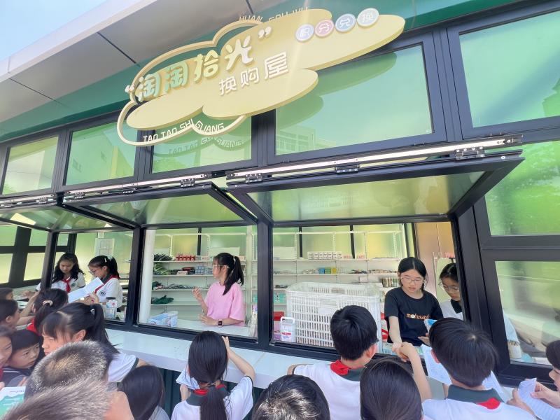 e6dbb141-d152-4075-bf15-cbf948cbf623.jpg e6dbb141-d152-4075-bf15-cbf948cbf623.jpg