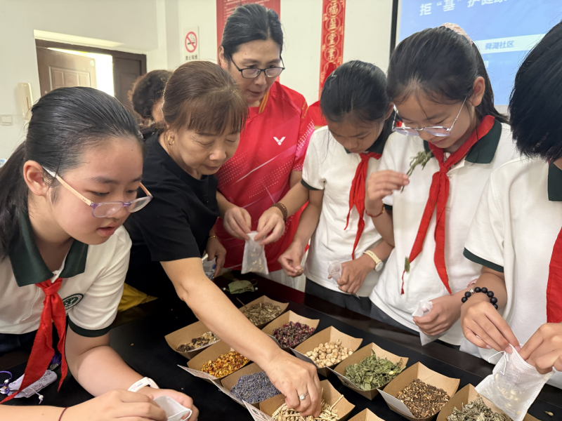 图片2.png 图片2.png