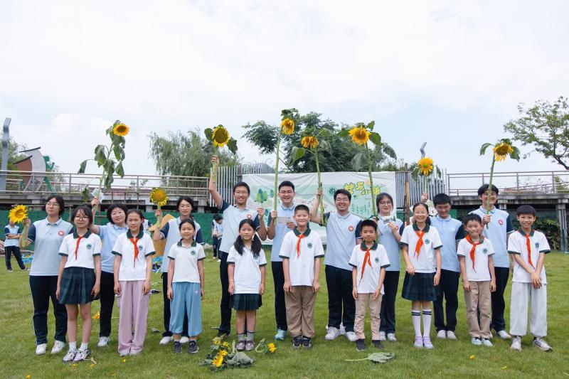 8ec64be0-c70c-4db5-ba38-ee6bcad3281d.jpg