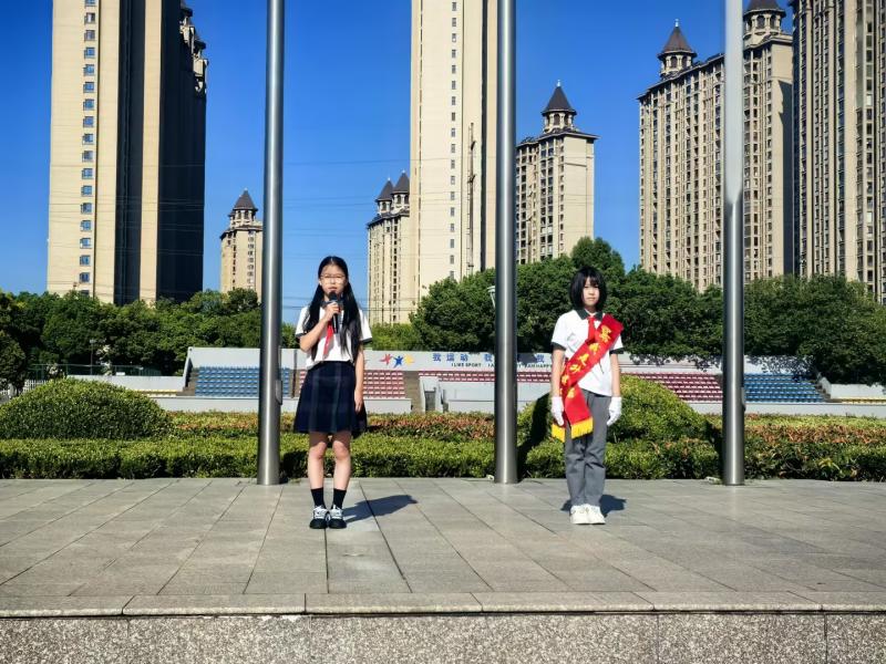 国旗下(1).jpg